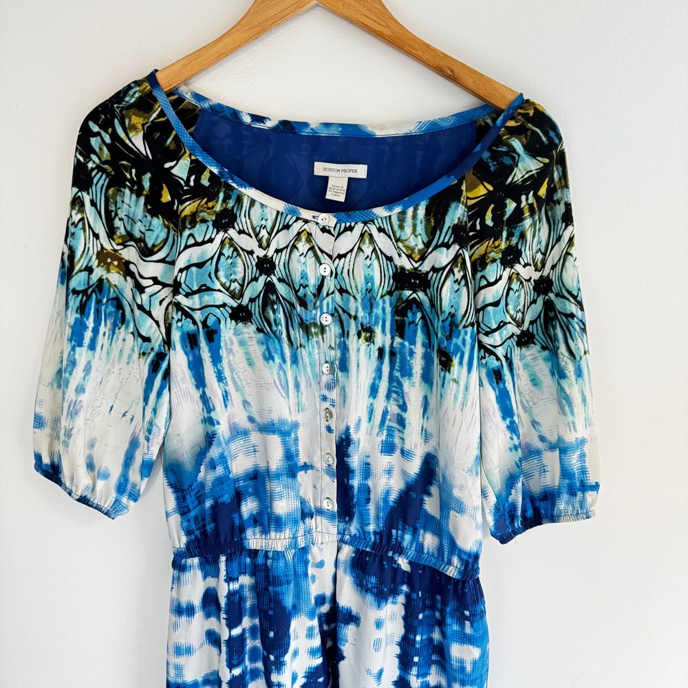 Boston Proper Size 6 Blue White Tie Dye Boho Dress Cinched Waist Tropical Resort - Picture 9 of 9